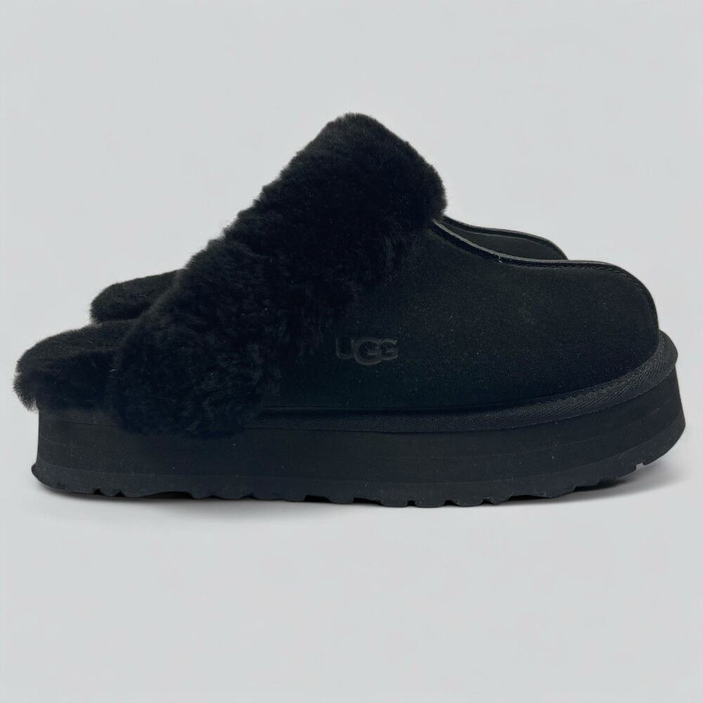 UGG DISQUETTE BLACK SUEDE SHEARLING WOMEN'S COMFORT SLIPPERS US SIZE 8